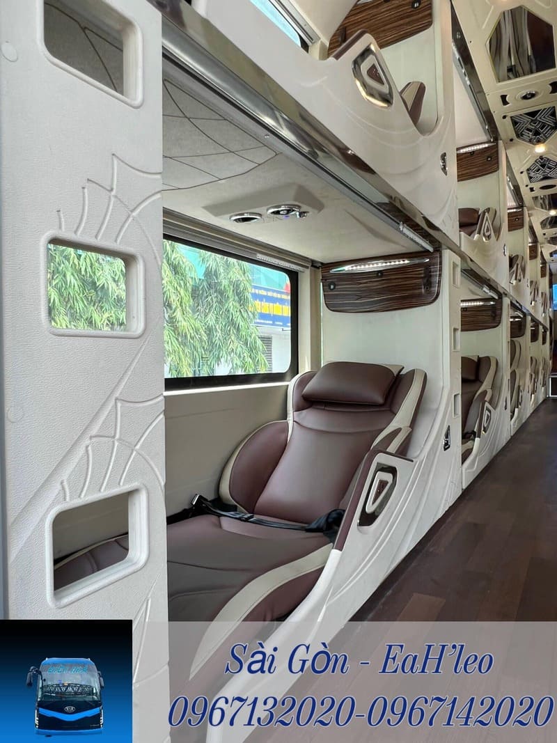 Nhà xe Điều Hòa Limousine Sài Gòn đi Buôn Ma Thuột Ea H’Leo Đà Lạt