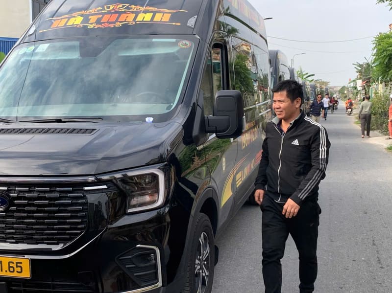 Nhà xe Hà Thành Limousine Nam Định Ý Yên đi Hà Nội Ninh Bình