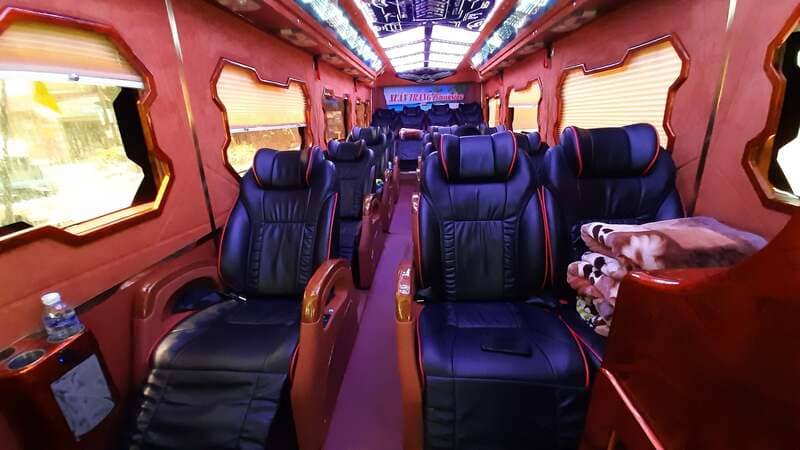Nhà xe Xuân Tráng Limousine (Hải Vân Xuân Tráng): Số điện thoại, giá vé