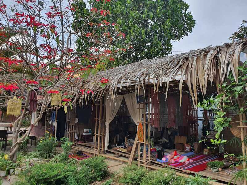 Chậm homestay Đà Lạt: Ngôi nhà đậm chất cổ điển với décor mộc mạc