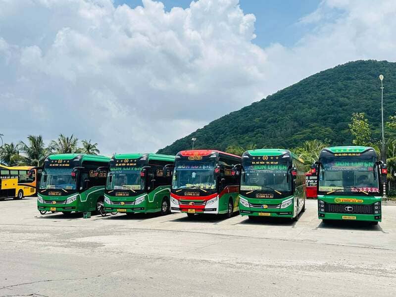 31 Nhà xe Châu Đốc đi Sài Gòn xe limousine An Giang Sài Gòn