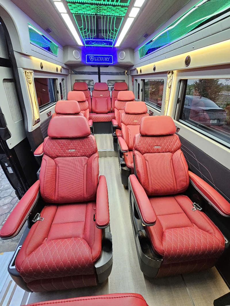 17 Xe limousine Ninh Bình Thanh Hóa Sầm Sơn đi Kim Sơn Nho Quan