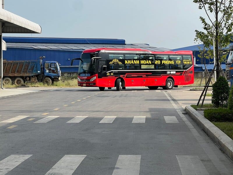Nhà xe Khánh Hoàn Đô Lương Nghệ An đi Hà Nội BX Nước Ngầm