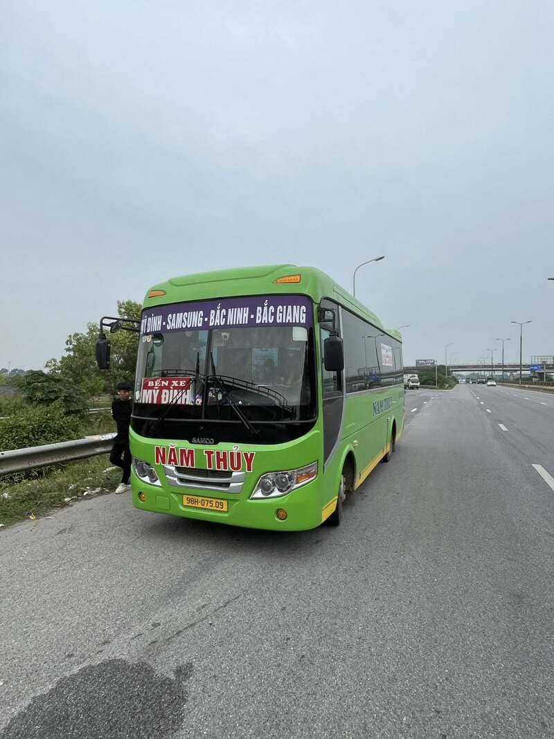 Nhà xe Năm Thủy Bố Hạ Bắc Giang Bắc Ninh Mỹ Đình Hà Nội