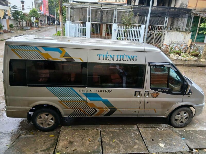 Nhà xe Tiến Hùng Lục Yên - Yên Bái dòng 7 - 16 - 29 chỗ
