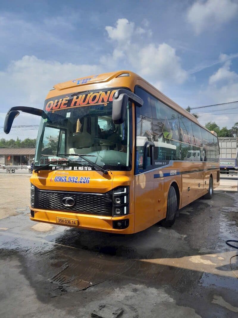 Nhà xe Quê Hương Ninh Bình Sài Gòn chạy tuyến QL1A QL14