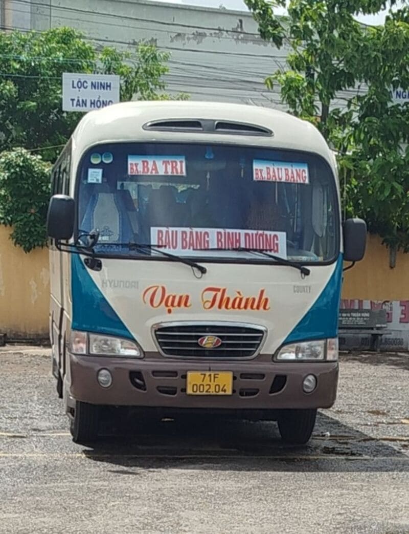 Nhà xe Vạn Thành Ba Tri Giồng Trôm Bến Tre Bình Dương Bàu Bàng